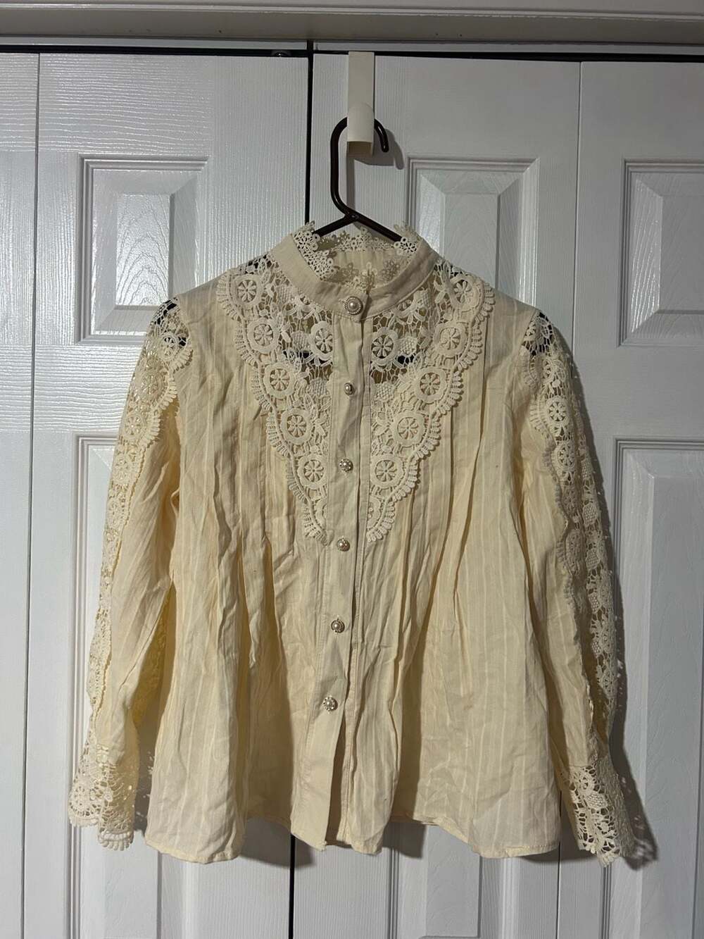 Vintage Lace Applique Cream Blouse